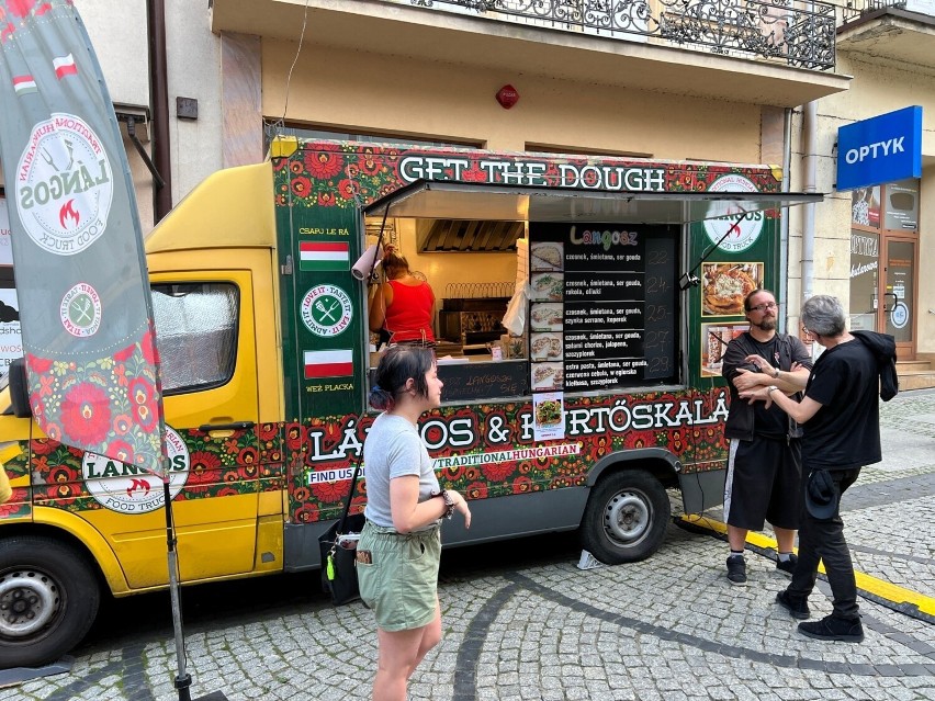 W Przemyślu trwa trzydniowy Street Food Polska Festival [ZDJĘCIA, WIDEO]