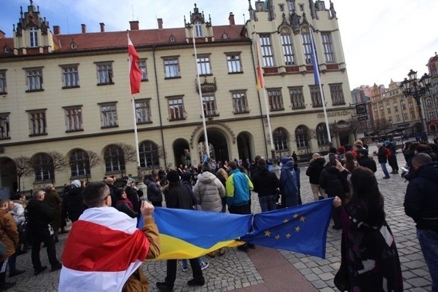 Kierowcy muszą więc uwzględnić przemarsz przy planowaniu trasy między 17:00, a 19:00.