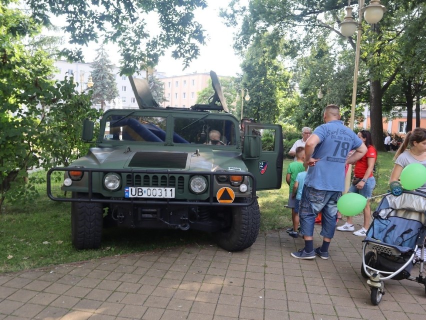 Świdniczanie tanecznym krokiem uczcili wolność. Zobacz zdjęcia z miejskiej potańcówki 