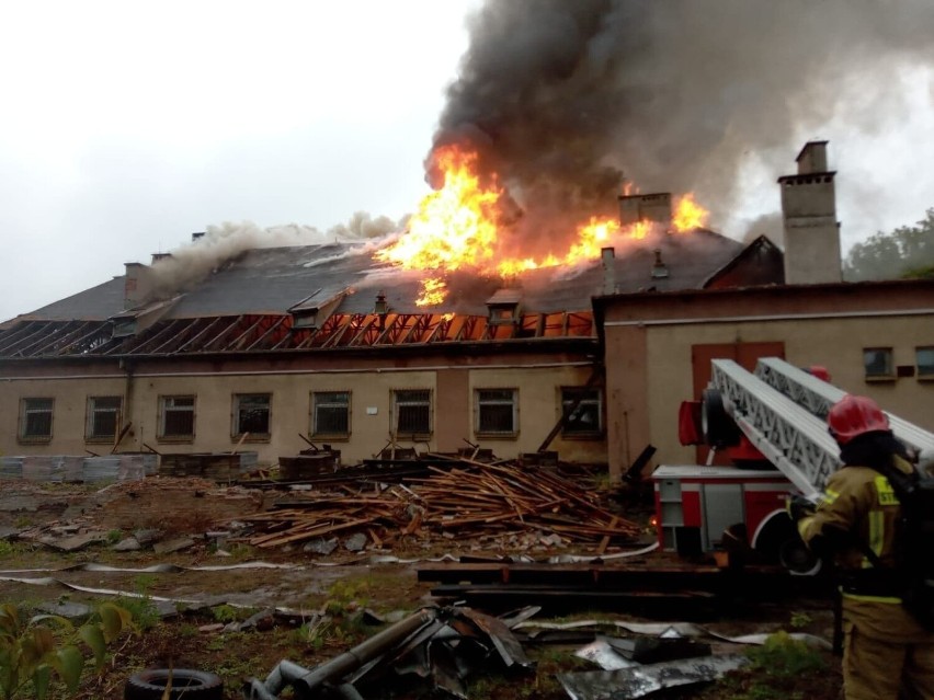 Po pożarze pralni przy ul. Westerplatte w Słupsku. Policja szuka przyczyny