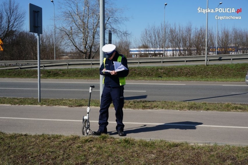 Częstochowa: Tragiczny wypadek motocyklisty w alei Jana Pawła II. 43-latek zginął na miejscu po zderzeniu z bmw ZDJĘCIA