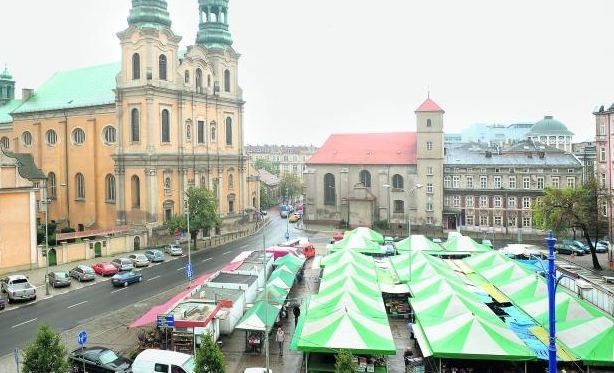 Franciszkanie uważają, że budowa parkingu może zaszkodzić zabytkowemu kościołowi i klasztorowi