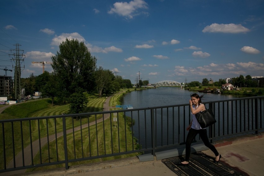 Bulwar Kurlandzki - widok z mostu Powstańców Śląskich