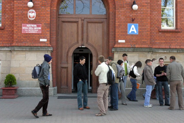 Collegium Witelona dostało kolejny milion