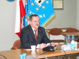 Były starosta Michał Karalus otrzyma tytuł Honorowego Obywatela Gminy Dobrzyca. Wniosek został jednogłośnie przegłosowany przez radnych