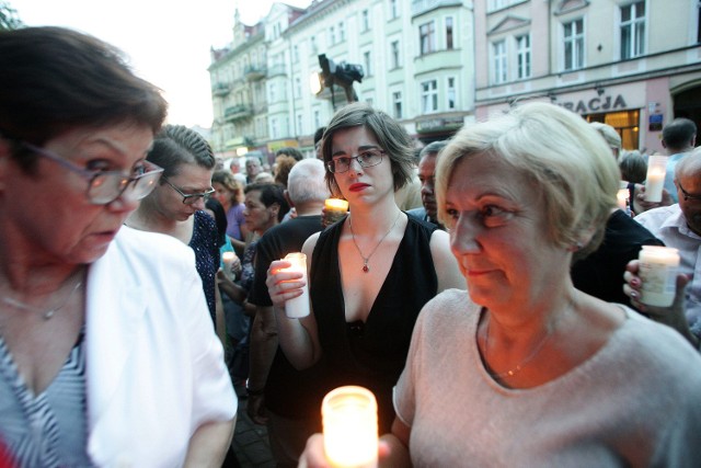 Protest przed legnickim Sądem Okręgowym