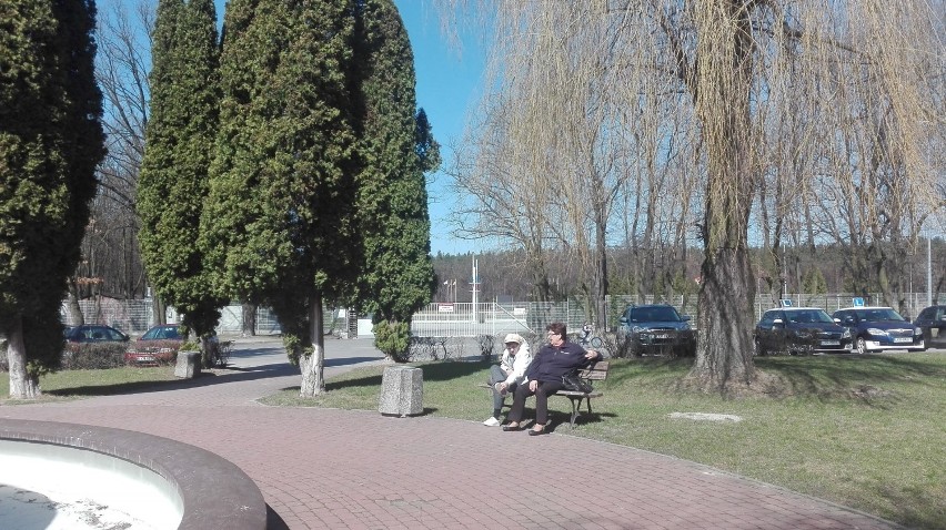 Wiosna w Kraśniku. Mieszkańcy spędzają wolne chwile na świeżym powietrzu [ZDJĘCIA]