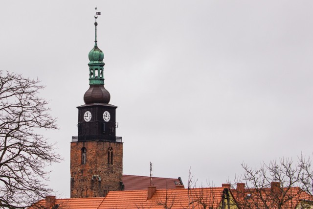 Cerkiewny zegar na wieży świątyni w Rudnej znów odmierza czas