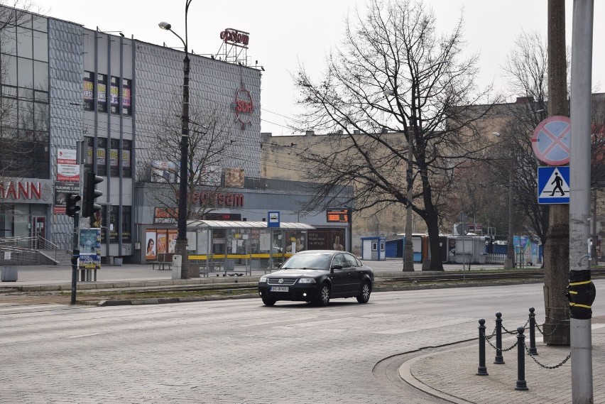 W weekendy centrum Częstochowa niemal całkowicie się...