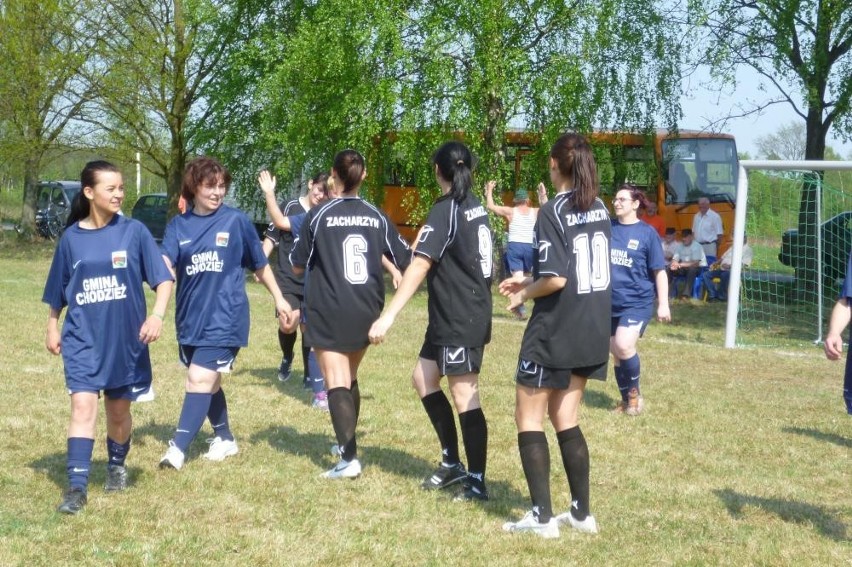 Stróżewice: Sportowy festyn i rozgrywki piłki nożnej kobiet [ZDJĘCIA]