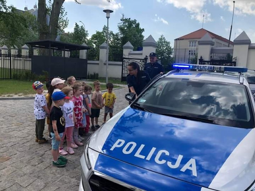 Spotkanie policjantów z przedszkolakami.