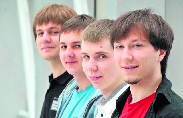 Piotr Rojek, Paweł Lipiec, Oskar Matulewicz i Mateusz Prager - autorzy oprogramowania Soncoya