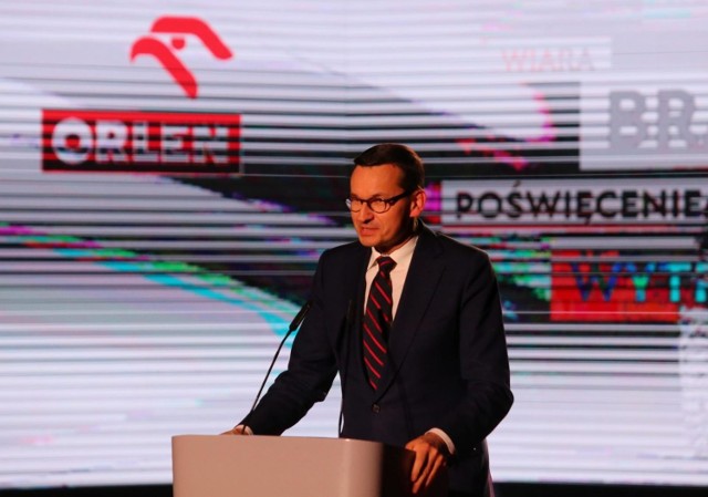 Mateusz Morawiecki
Dom 150 mkw na działce 0,46 ha
Mieszkanie 72 mkw - 1 000 000 zł
Dom 100 mkw na działce 3100 mkw
Dom szeregowy 180 mkw na działce 400 mkw (współwłasność)
Działka rolna 2 ha
5 380 000 zł