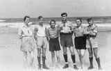 Tak w 1949 r. wypoczywali na obozie w Krynicy Morskiej harcerze z ziemi mogileńskiej. Zobaczcie zdjęcia