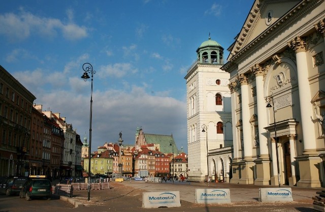 Teraz krzyż będzie można odwiedzać w kościele św. Anny a Krakowskim Przedmieściu.