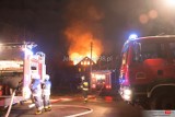 Wielki pożar i wybuch butli z gazem w Staniszowie pod Jelenią Góra, niedaleko Pałacu na Wodzie [ZDJĘCIA]