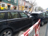 Karambol w centrum Kielc! Pijany kierowca BMW rozbił kilka aut [ZDJĘCIA]
