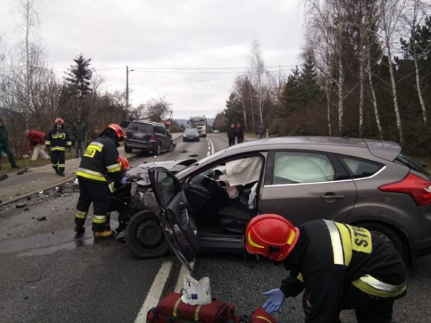 Wypadek w Wielopolu. Jedna osoba trafiła do szpitala [ZDJĘCIA]