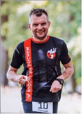 Dąbrowianin Tomasz Waszkiewicz wygrał 48-godzinny maraton w Czechach. Drugi raz! [ZDJĘCIA]