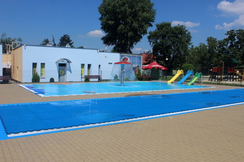 W piątek letni basen w Opolu bezpłatny [zdjęcia]
