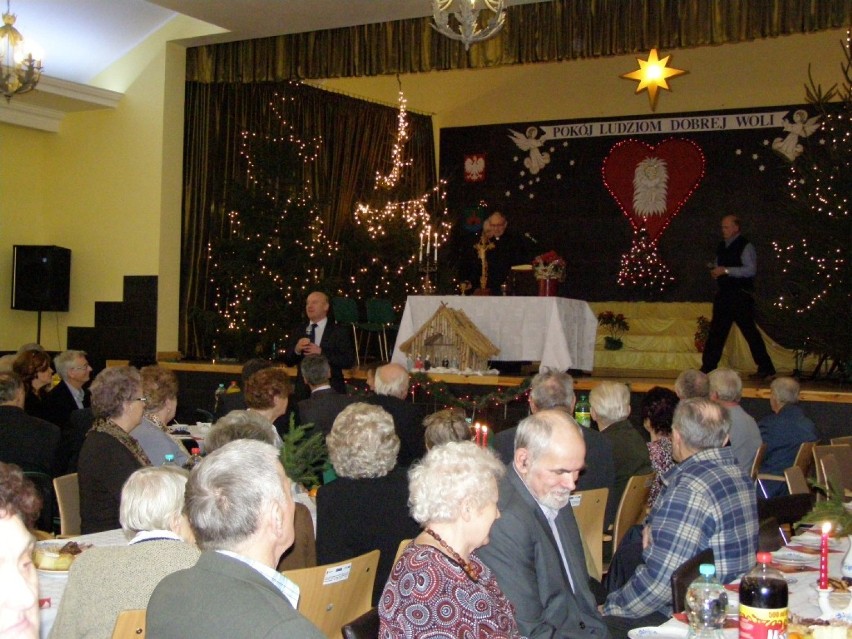 Wigilia seniorów w Chmielnie