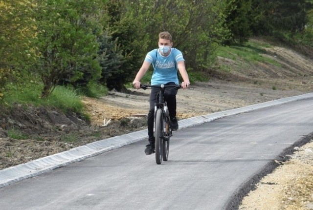 Budowa ścieżki rowerowej z Pogorzelca do Kłodnicy

Na terenie miasta sieć ścieżek rowerowych przekracza już długość 20 km. Kolejną będzie trakt dla rowerzystów który ułatwi przemieszczanie się z Kędzierzyna do Koźla

Wydatki w 2021: 3,5 mln zł