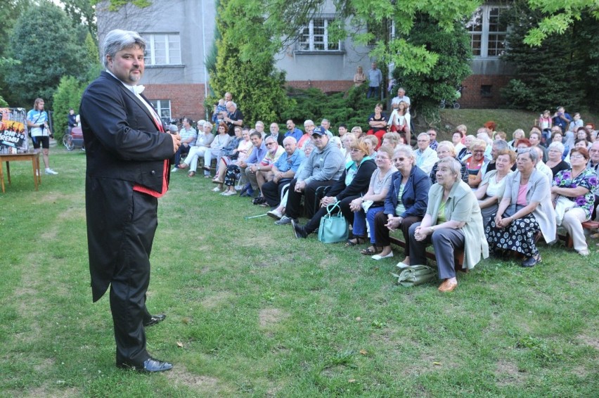 Śrem: operetka i musical za willą ŚOK. Koncert z cyklu "......