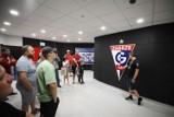 Oto stadion Górnika Zabrze bez tajemnic. Loża Podolskiego i szatnie piłkarzy na Arenie Zabrze - zobacz ZDJĘCIA z samego centrum dowodzenia!