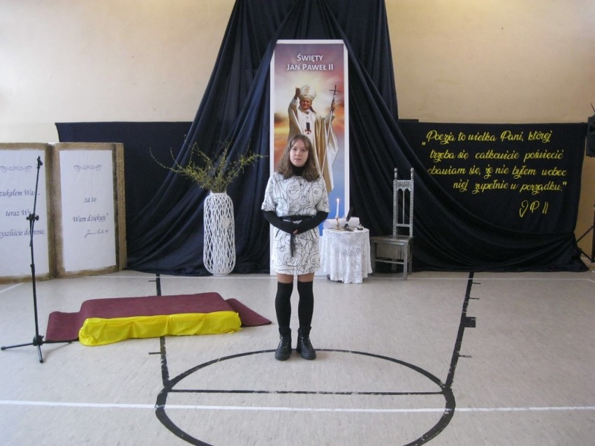 Uczniowie ze Starej Kiszewy zmierzyli się z twórczością Jana Pawła II