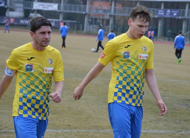 Marcin Nowacki (z lewej) swoją bogatą karierę zaczynał w lidze międzywojewódzkiej juniorów