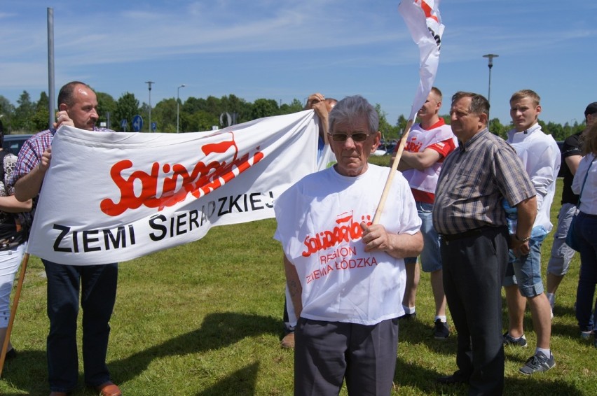 Manifestacja Solidarności w Radomsku. Protest przeciwko...