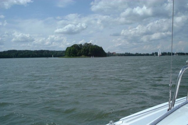 Źródło: http://commons.wikimedia.org/wiki/File:Poland_-_Talty_Lake.jpg