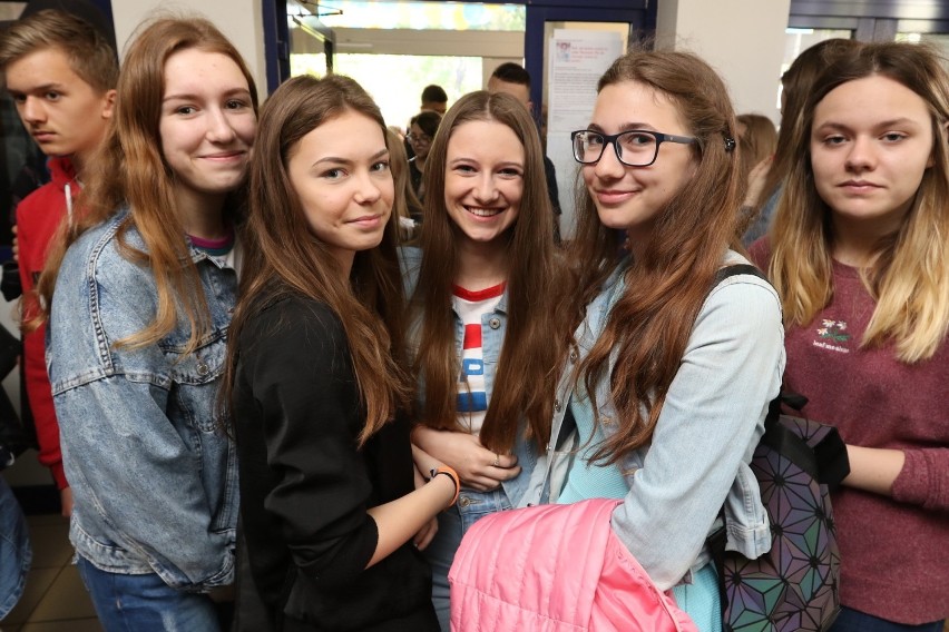 Tłumy uczniów na Dniu Otwartym w "Norwidzie" w Kielcach (WIDEO, ZDJĘCIA)
