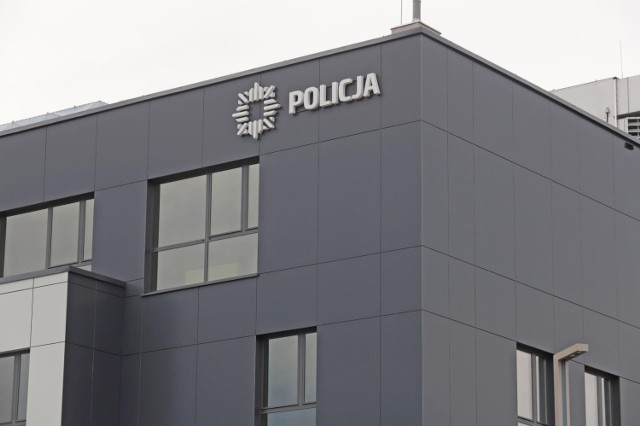 Funkcjonariusz sępoleńskiej policji Mateusz R., na którym ciążą prokuratorskie zarzuty, został wydalony ze służby