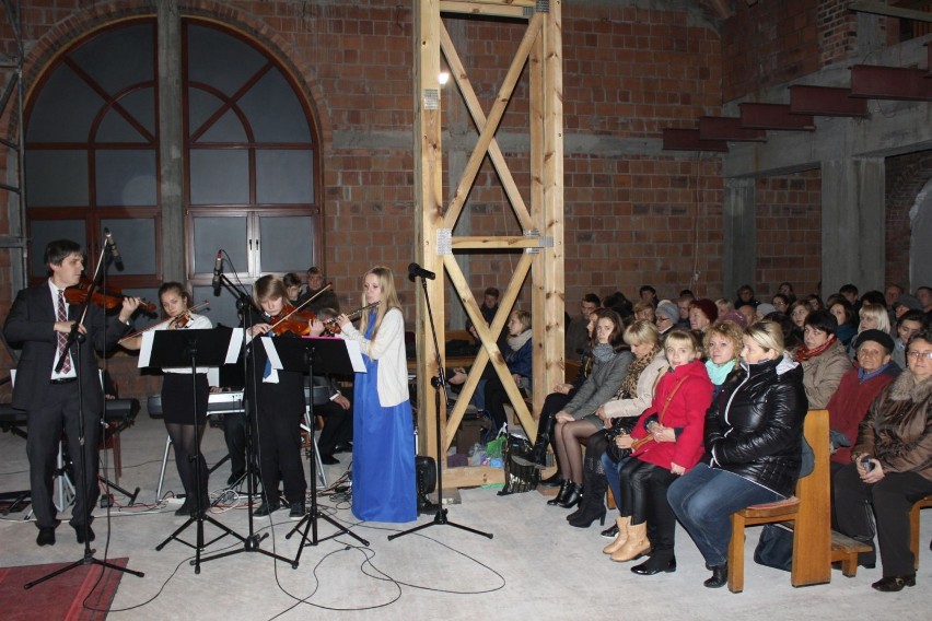 Koncert Cecyliański w najmłodszej wieluńskiej parafii [ZDJĘCIA]