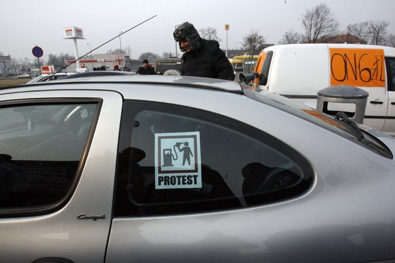 Legnica: Protest kierowców (ZDJĘCIA)