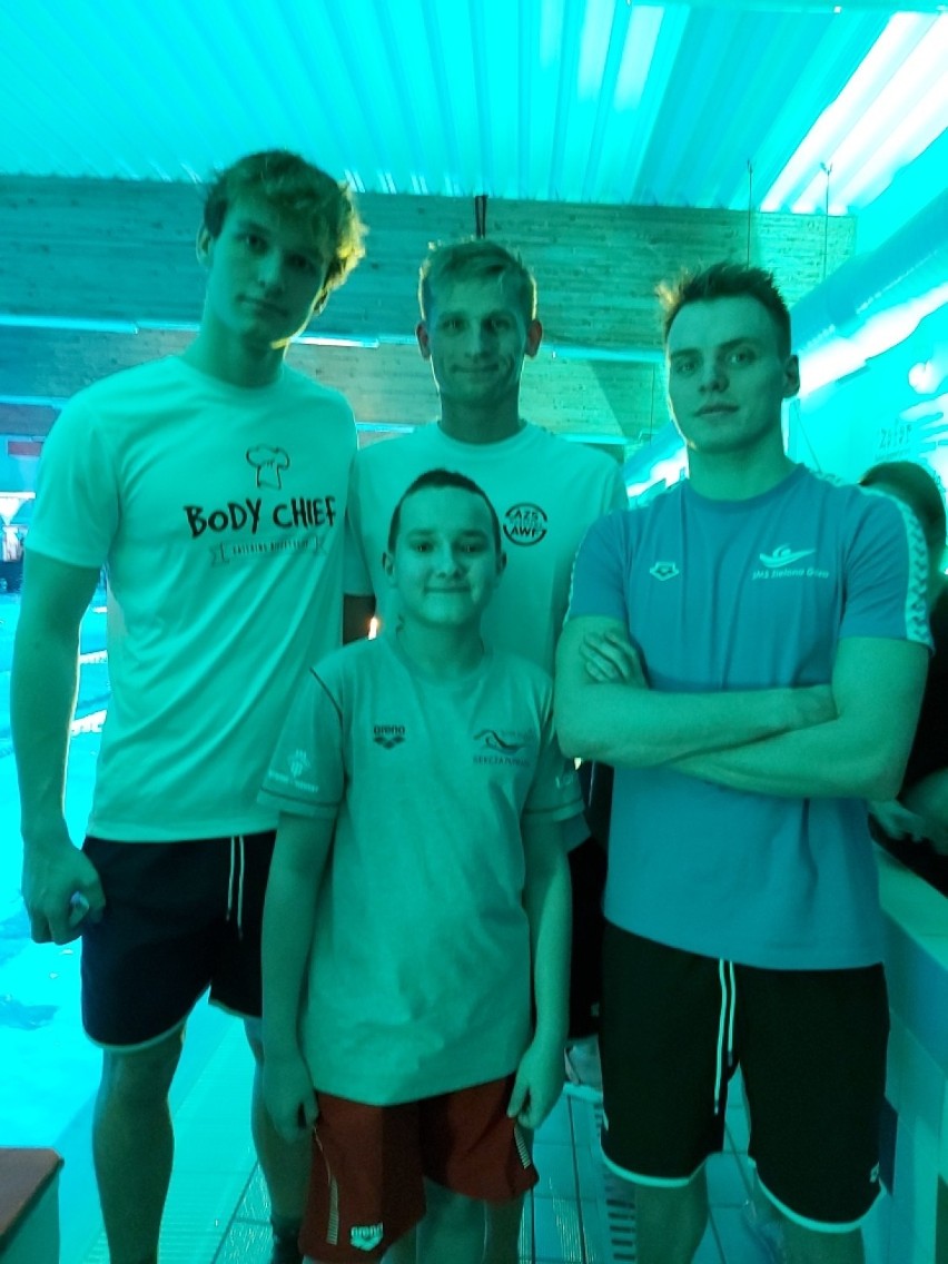 Pływanie. Dwa medale MAL WOPR na ogólnopolskiej imprezie Kaszuby Swim