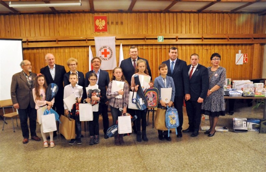 KOŚCIAN. PCK nagrodziło krwiodawców i laureatów konkursu...