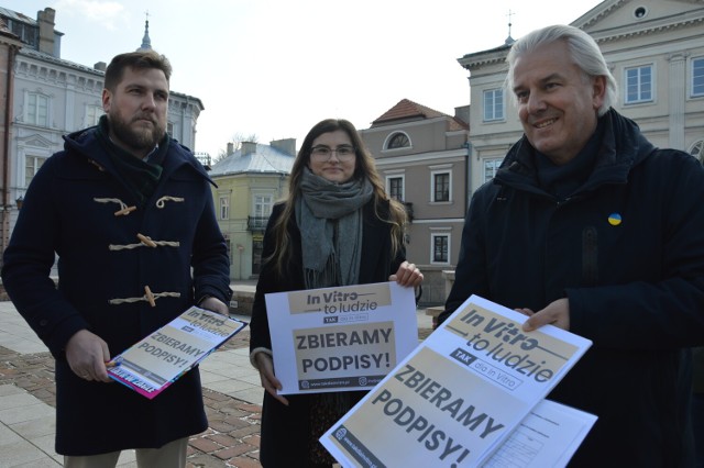 "TAK dla in vitro" w Piotrkowie - ruszyła akcja zbierania podpisów pod obywatelskim projektem ustawy, 19.11.2022
