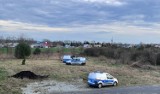 Saperska interwencja policjantów w Lesznie. Mieszkaniec ma wątpliwości