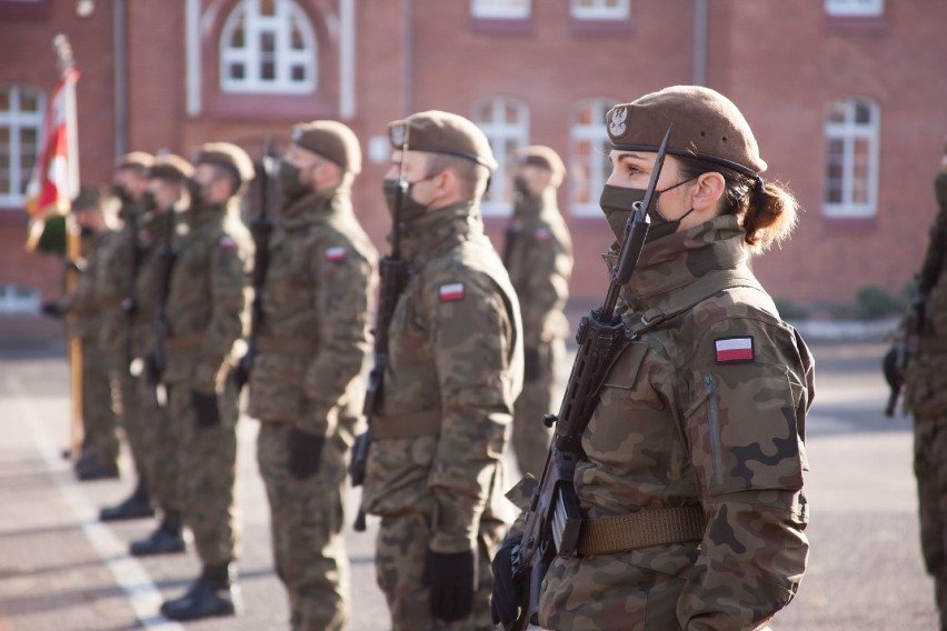 Malbork. Wojska Obrony Terytorialnej mają kolejnych nowych żołnierzy. Złożyli przysięgę po szkoleniu