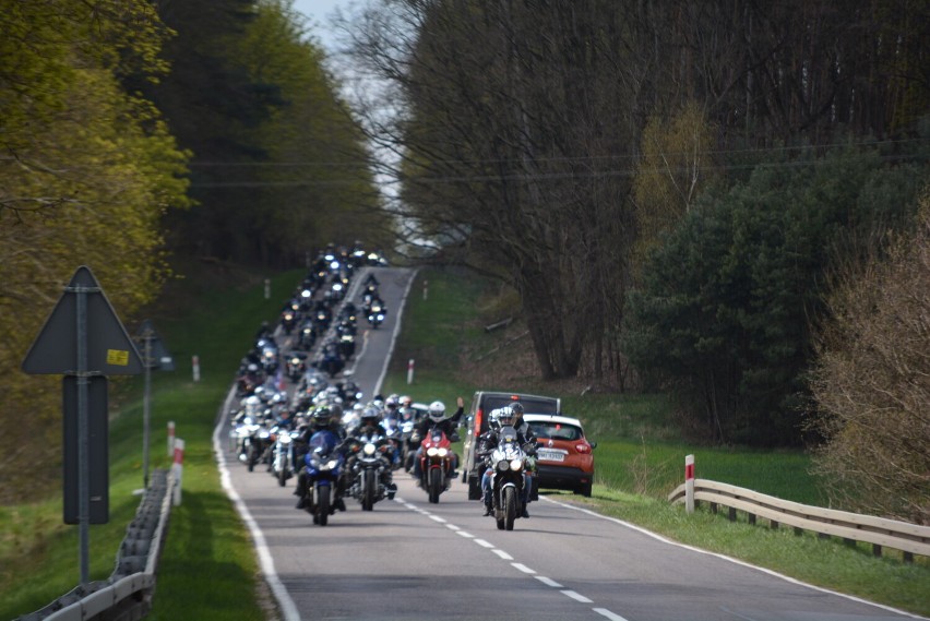 Setki motocykli na paradzie podczas XV Zlotu Motocyklowego...