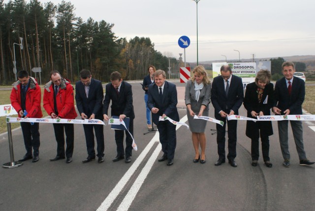 Nowa droga do terenów inwestycyjnych w Tucznawie oficjalnie jest już otwarta