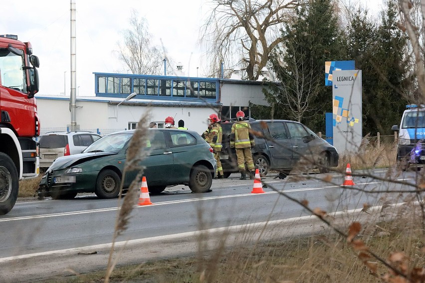 Wypadek na ulicy Poznańskiej w Legnicy, jedna osoba została ranna