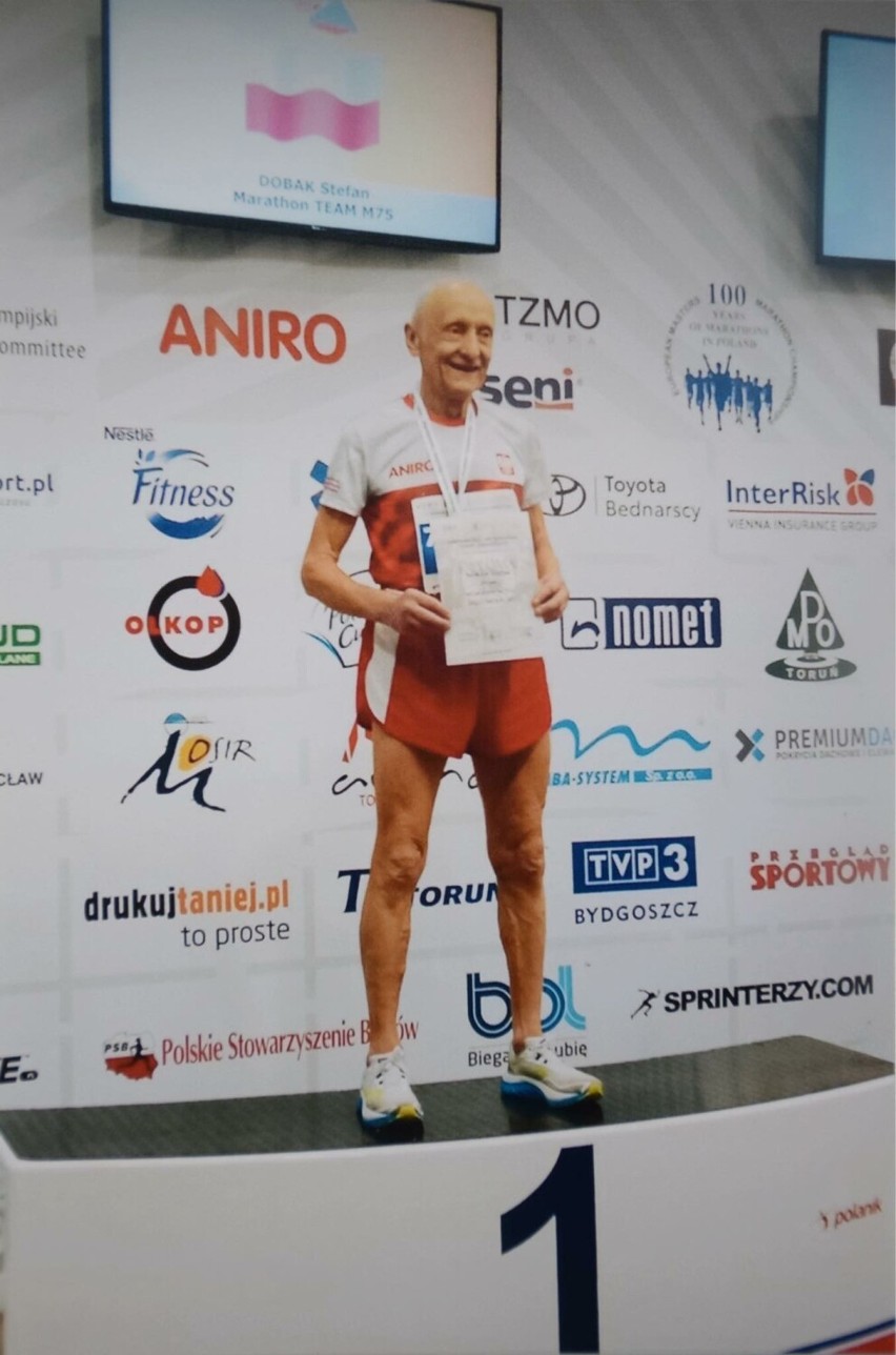 "Wierny Lechita" Mistrzem Europy w Maratonie! Kolejny sukces 78-letniego szamotulanina Stefana Dobaka