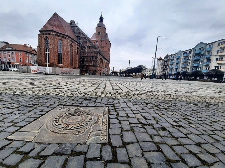 Przebudowa placu na Starym Rynku w Gorzowie odwleka się w...