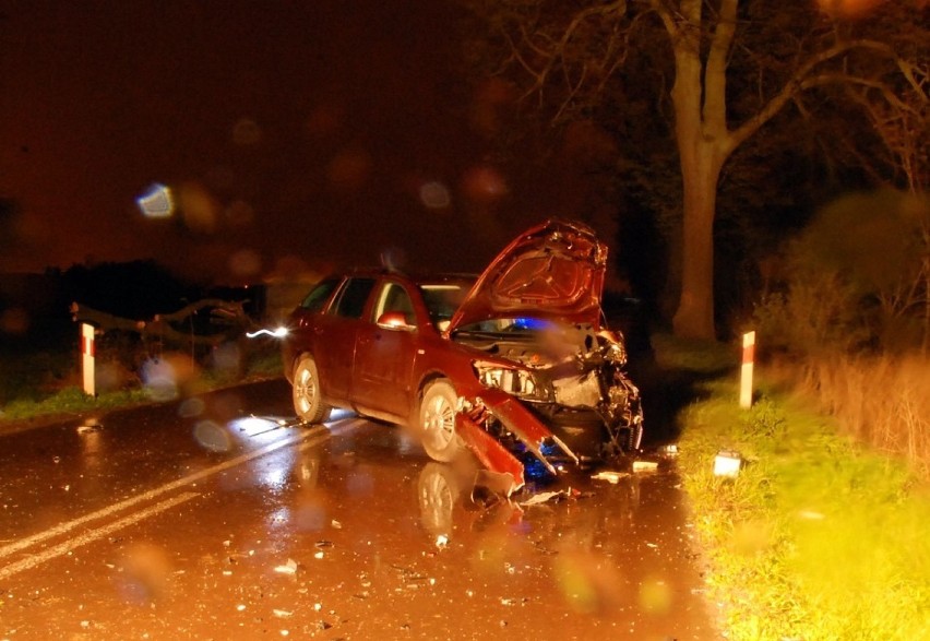 Tragedia na trasie Kwidzyn-Rakowiec. Ranna ciężarna kobieta, dziecko zmarło [ZDJĘCIA/VIDEO]