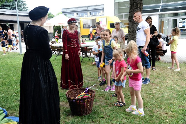 Rodzinny piknik historyczny "Zloty wiek" w Jaśle.