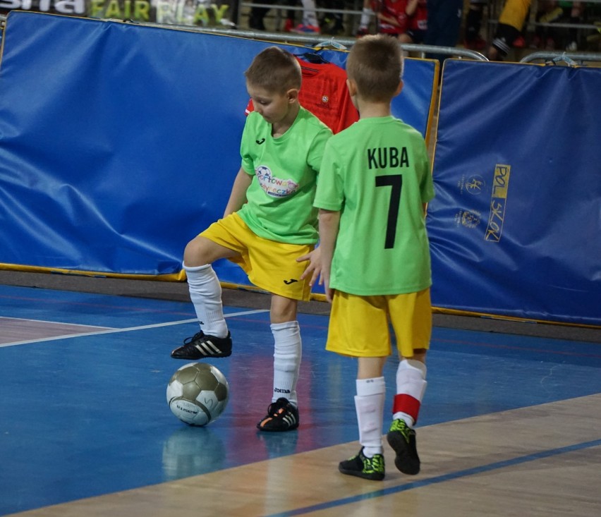 Turniej piłkarski Comtex CUP 2018 w hali "Łuczniczka" [zdjęcia, wideo]