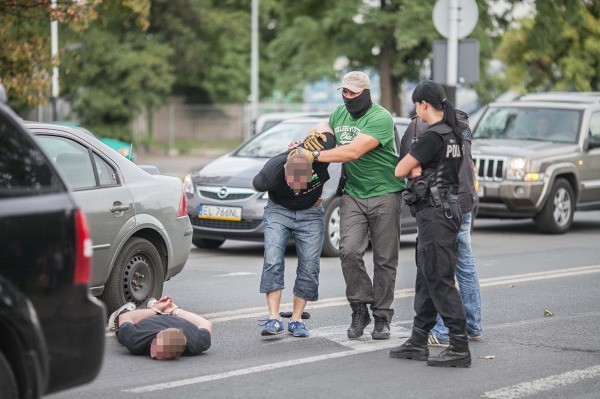 Akcja antyterrorystów na ul. Wróblewskiego w Łodzi